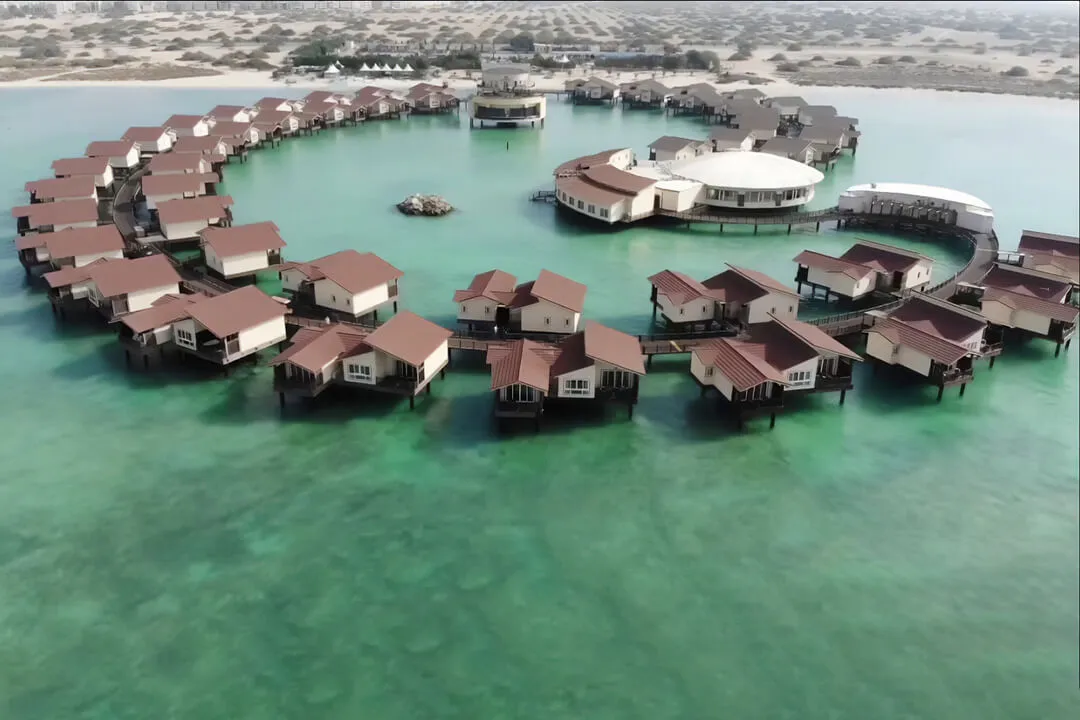 listing card gallery