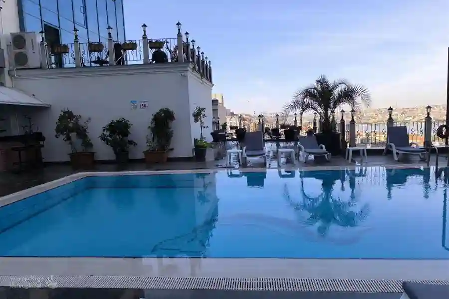 روز استخر هتل