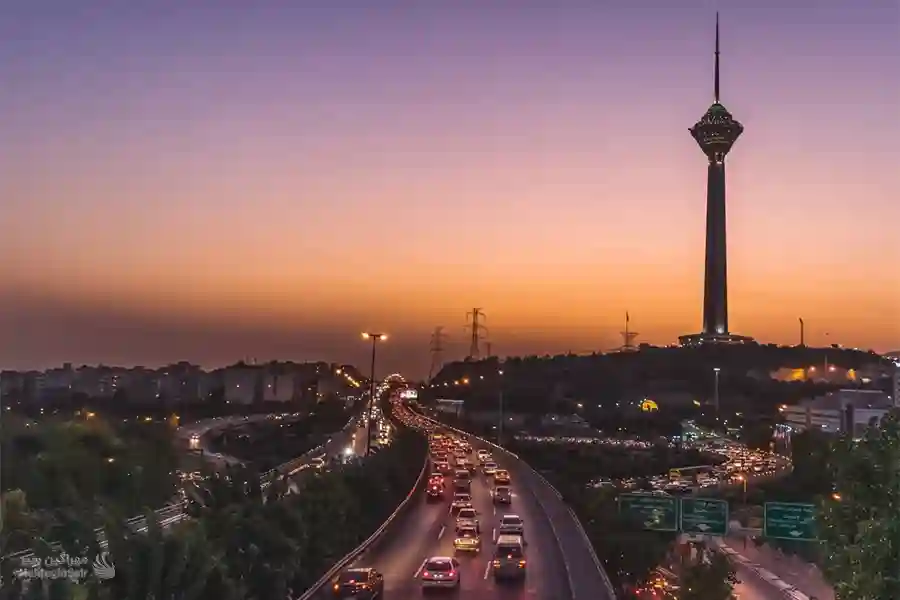 نمای برج میلاد در تهران