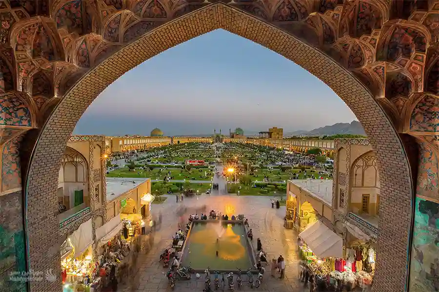 نقش جهان از دریچه‌ای دیگر