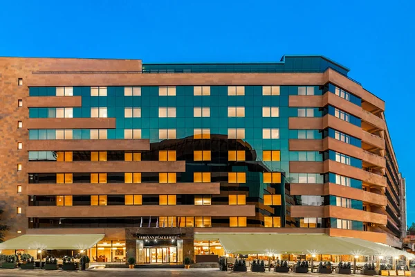 اقامت ایروانی در هتل بی‌نظیر Yerevan Place