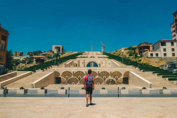 پای خاطرات خوش سفر به ارمنستان با آریا